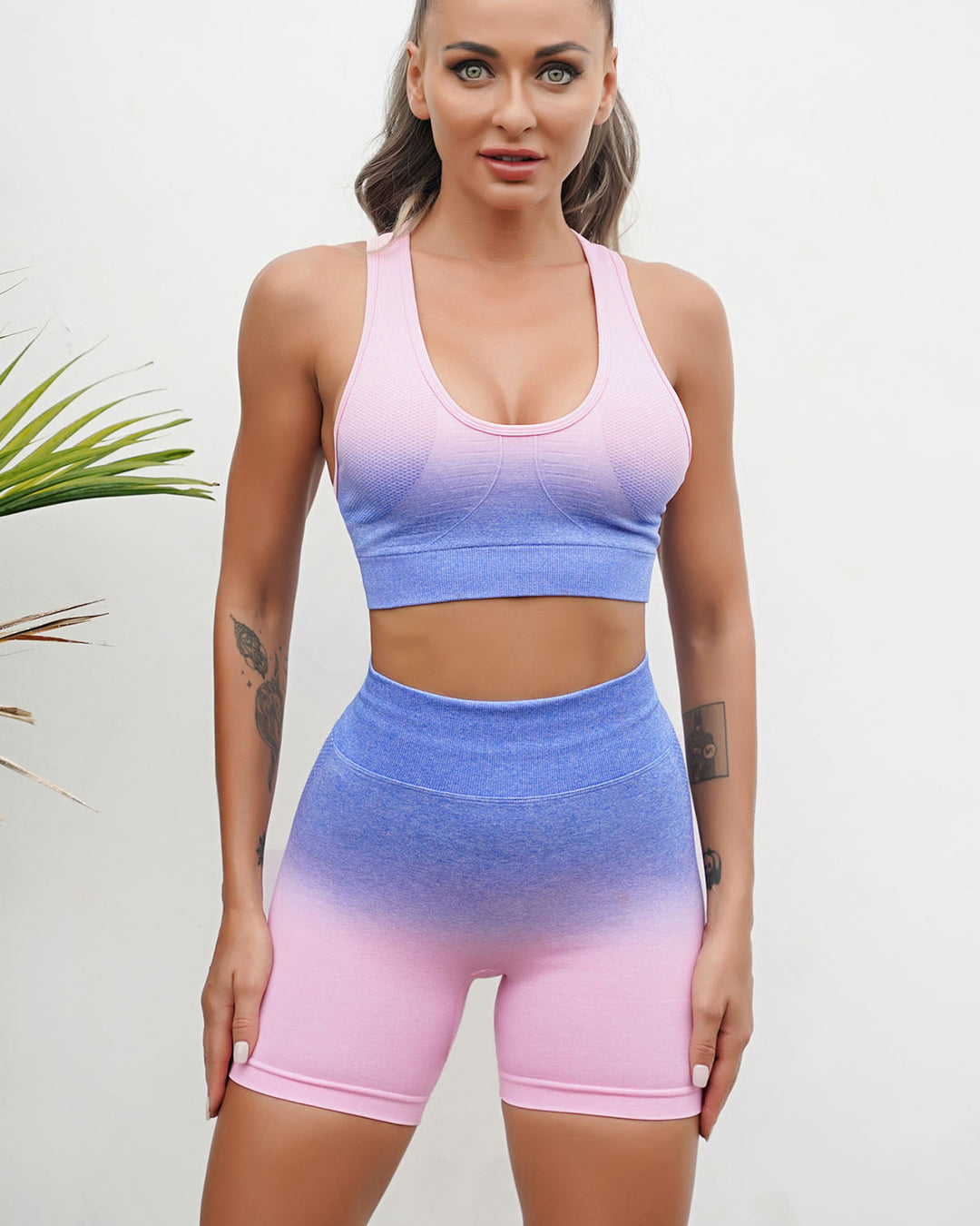 Gianna Seamless Shorts - Blue & Pink