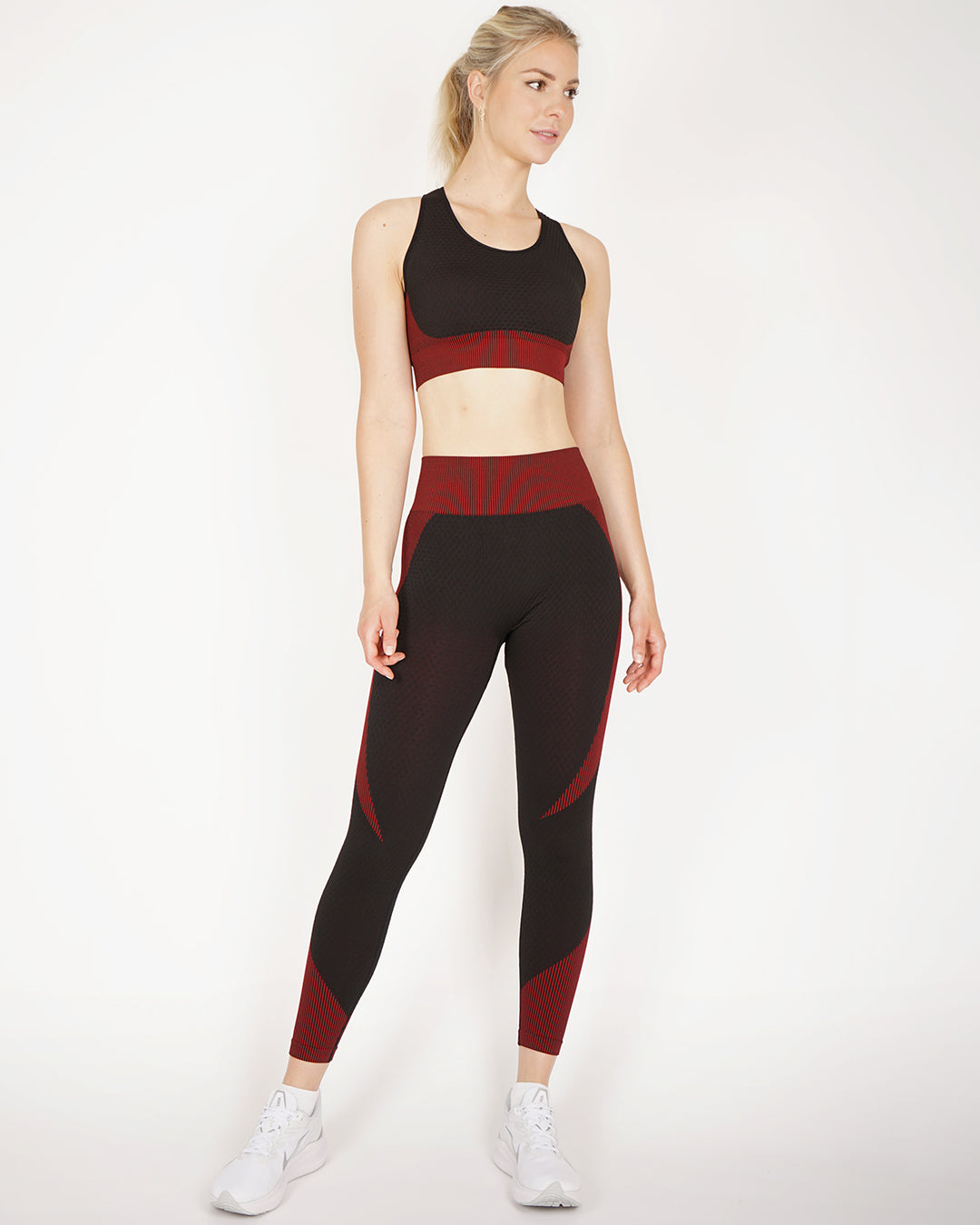 Embrace Seamless Sports Bra